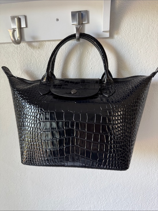 Longchamp Handbags - 🆕 Longchamp Le Pliage Croc Embossed Tote